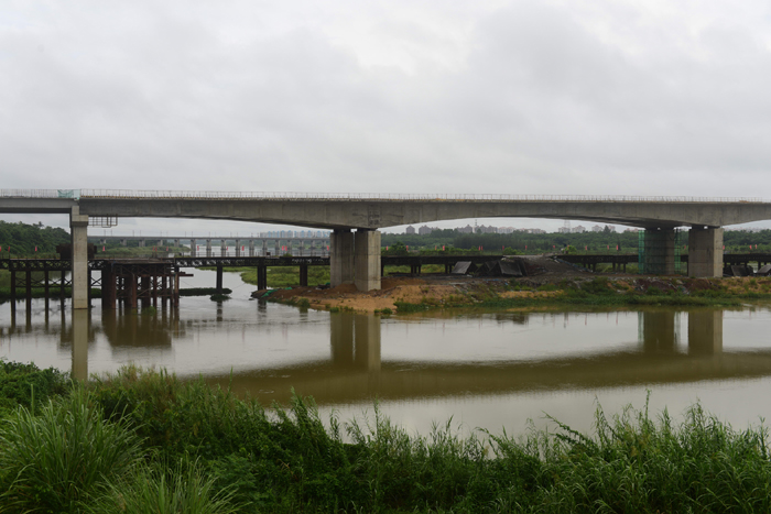 万泉河大桥图片
