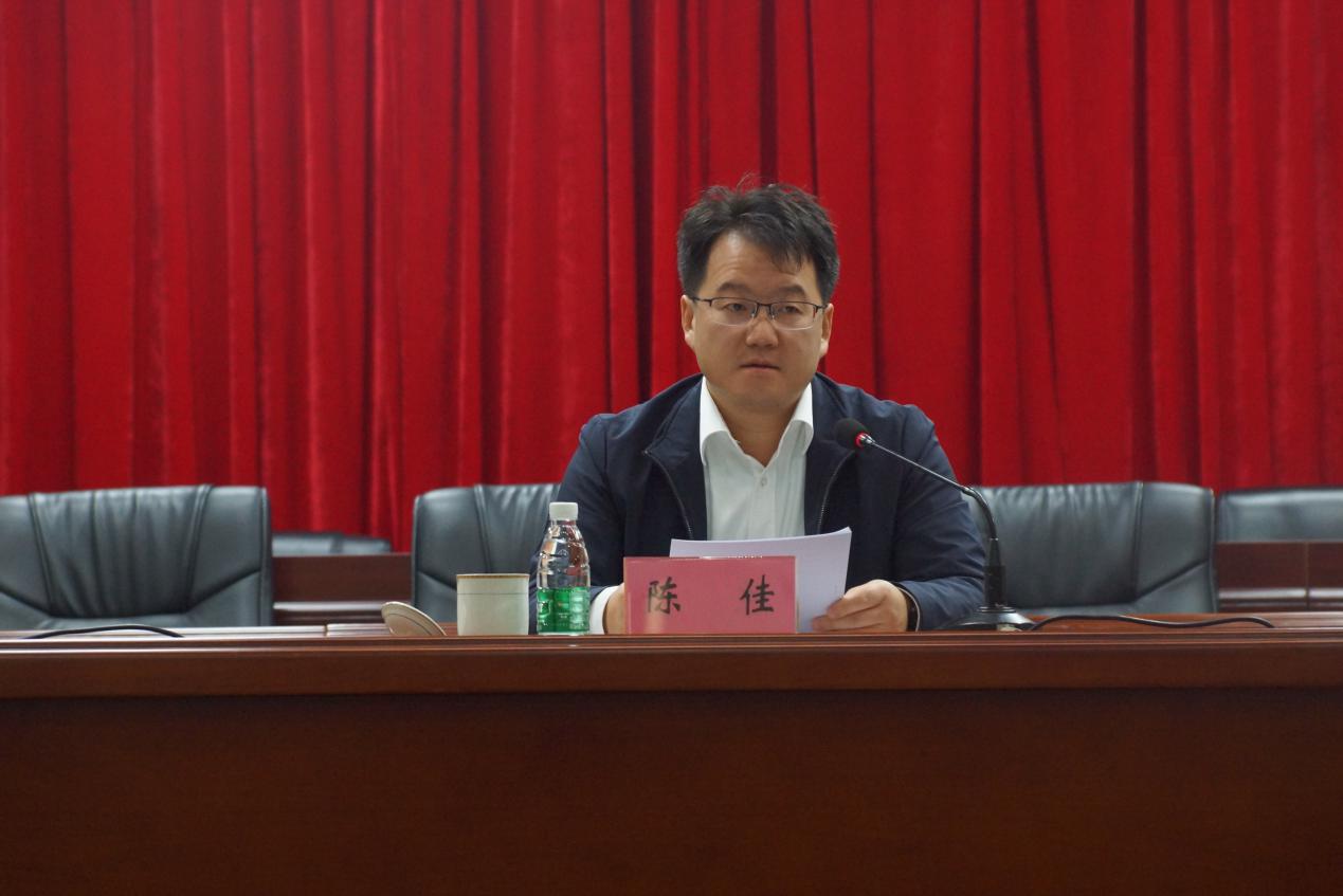 琼海市召开全市出租车行业突出问题专项整治行动动员大会