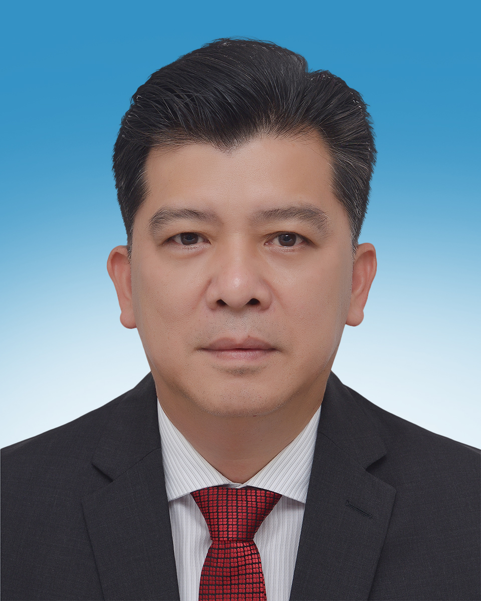 吴坚强