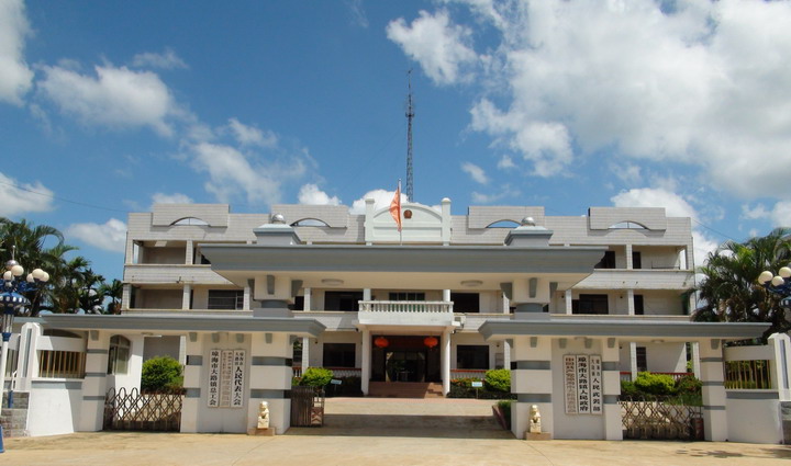 琼海市政府大楼图片